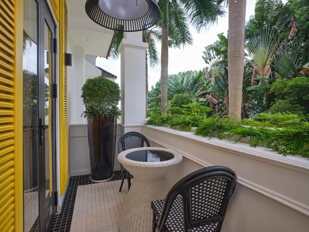 Phòng Deluxe River View 202